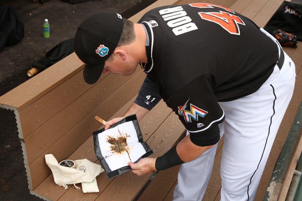 Grip Dipping with Miami Marlins 1st Baseman Justin Bour